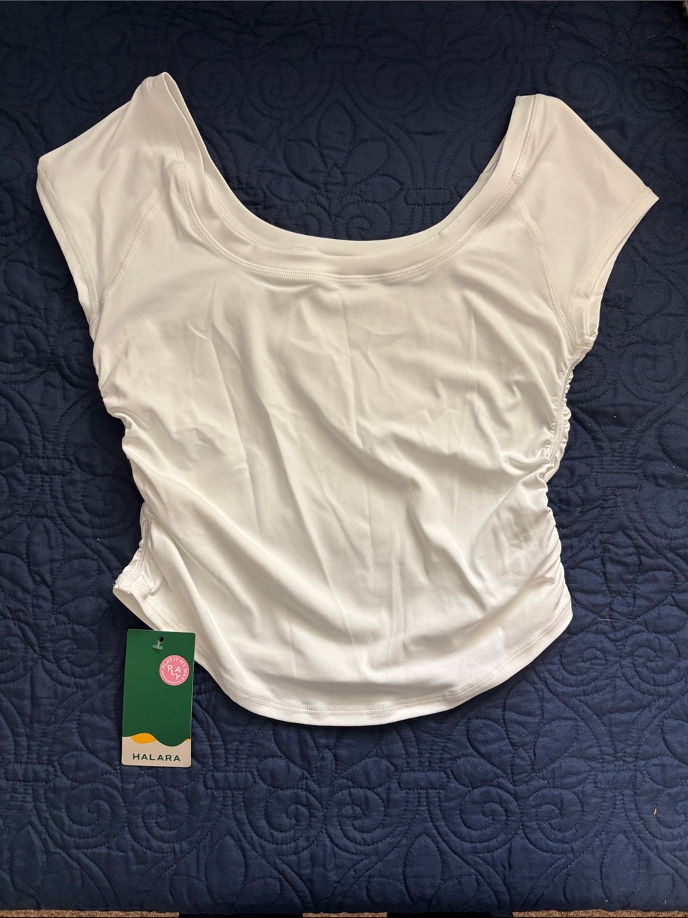 HALARA Top Size M NEW White Slight Crop Side Ruched Tee T-Shirt